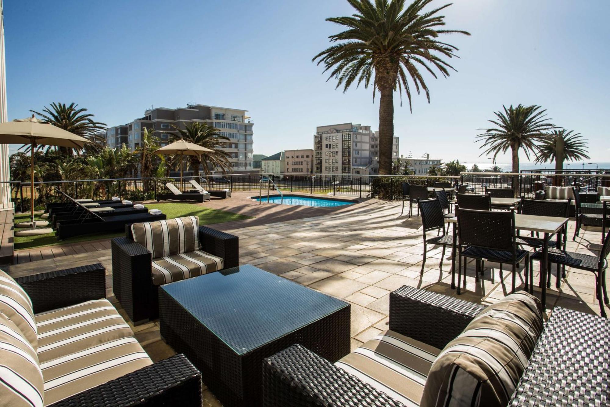 Garden Court Kings Beach Порт-Элизабет Экстерьер фото
